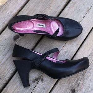 Tsubo funky heels